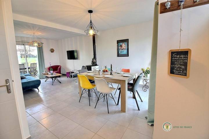 Gîte pour 6 personnes, avec terrasse et jardin, animaux acceptés dans Abbaye maritime de Beauport - 4