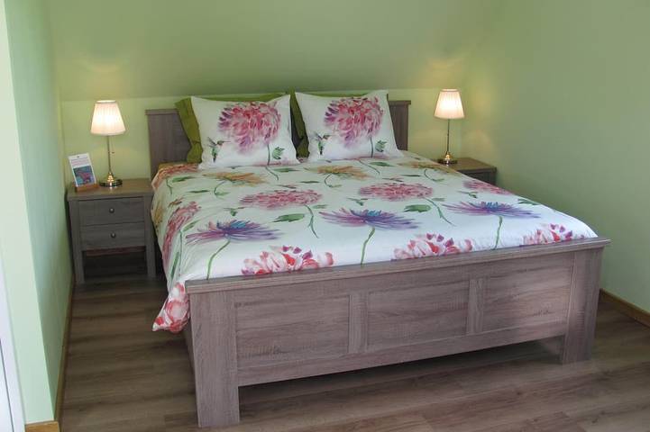 Geheel appartement, B & B in een traditionele Nederlandse boerderij in Schellinkhout, Markermeer