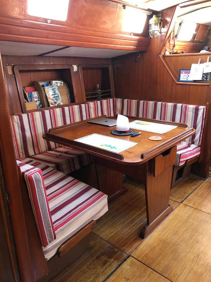 Bateau pour 8 personnes, avec vue sur le lac ainsi que terrasse et vue, animaux acceptés dans l' Aude - 3