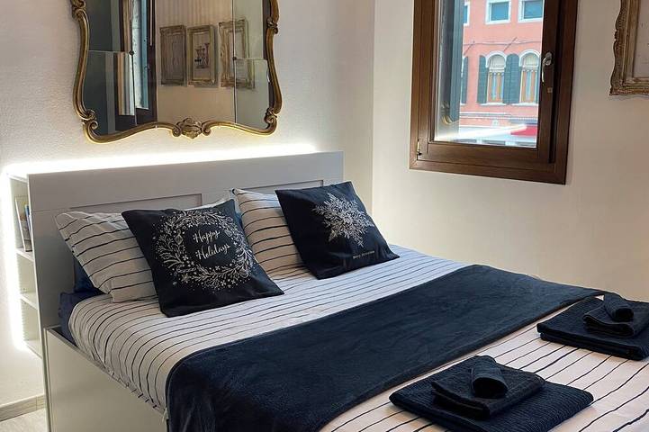 Apartamento entero, Vetrai House - Overlook Canal in Murano - Venice in Murano, Venecia