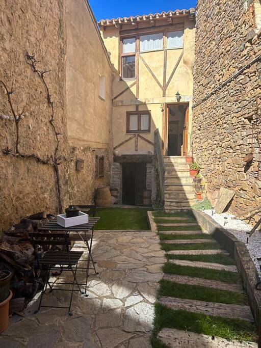 Casa rural para 4 personas, con Balcón y Terraza además de Jardín y Vistas en Suellacabras - 3