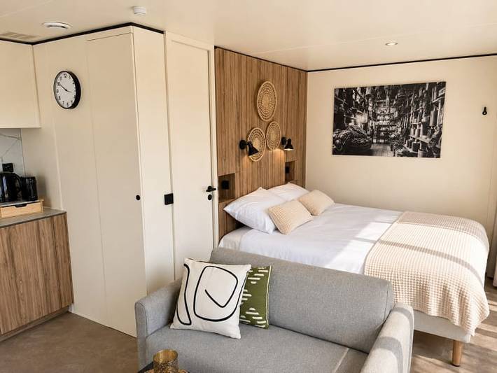 Camping für 2 Personen, mit Terrasse und Seeblick sowie Balkon/Terrasse in Südholland - 4