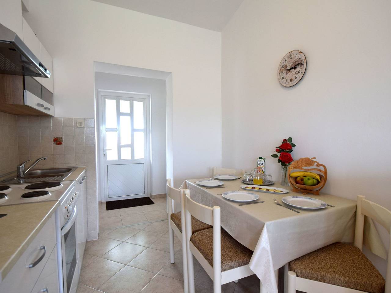 Ganze Wohnung, "" mit eigenem Balkon in Malinska-Dubašnica, Krk