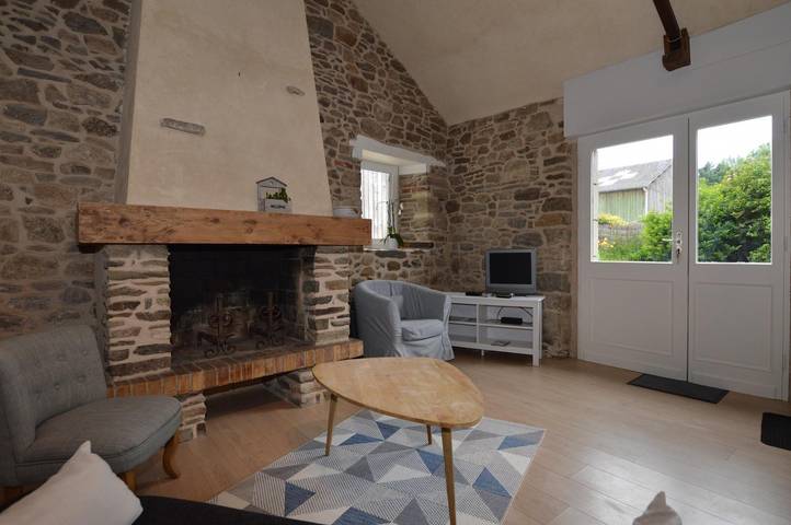 Gîte pour 4 personnes, avec terrasse et jardin à Saint-Jouan-des-Guérets - 4