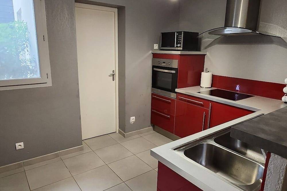 Villa Ninon ,Maison de quartier ,calme à 8 minutes de la mer in Agde, Côte méditerranéenne (France)
