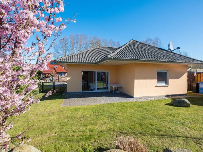 Ferienhaus für 5 Personen, mit Terrasse und Garten