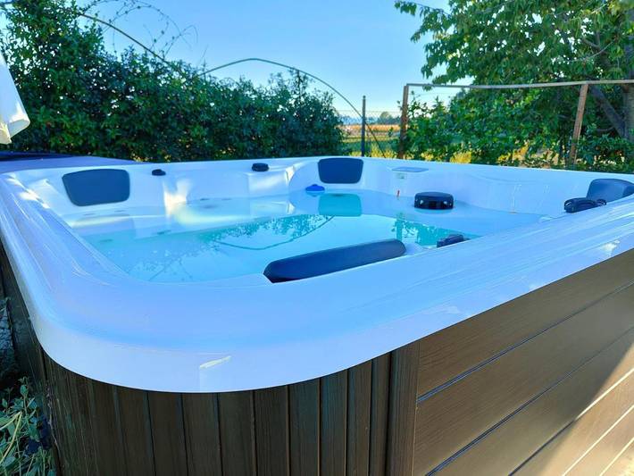 Chambre d’hôte pour 2 personnes, avec piscine ainsi que jardin et jacuzzi à Rimini - 2