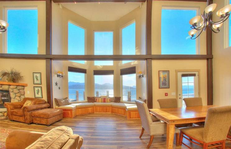 Apartamento para 6 personas, con balcón y jacuzzi además de sauna y piscina en Alaska