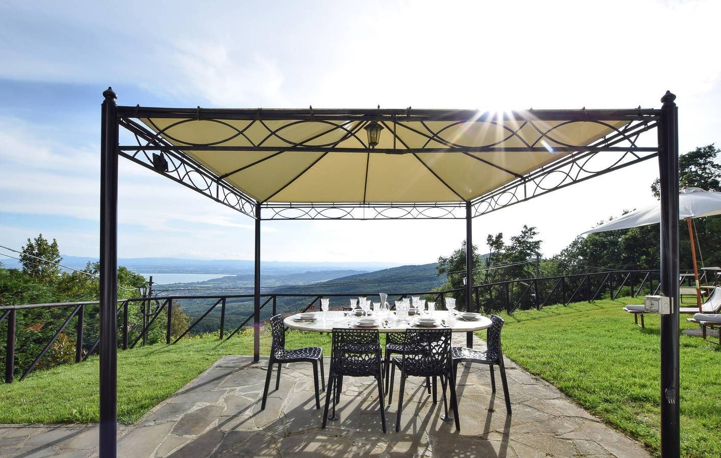 Riverside Retreat: Apartamento de 180 m² con jardín y aparcamiento cerca del restaurante in Lisciano Niccone, Valtiberina