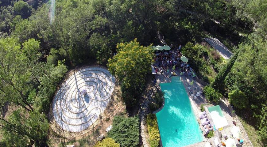 Hôtel pour 4 personnes, avec sauna ainsi que jardin et piscine, animaux acceptés à Rogue - 3