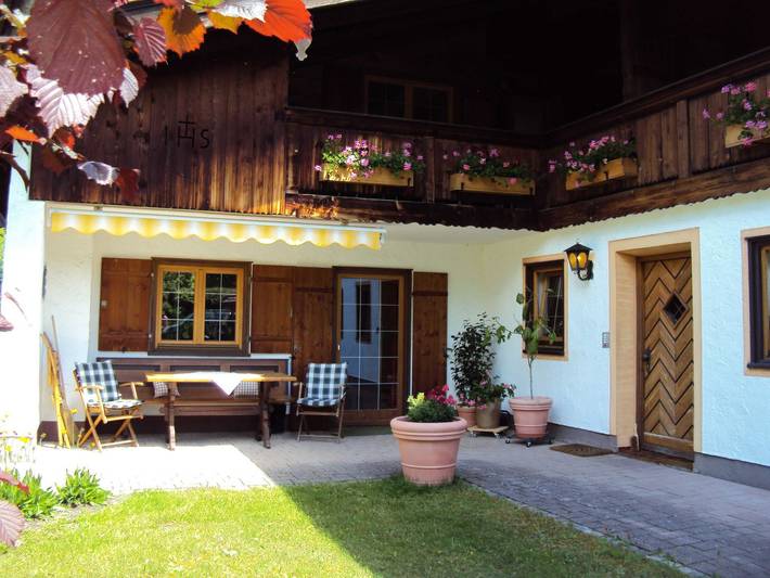 Ganze Ferienwohnung, Gästehaus Fischer - Doppelzimmer  25 qm Süd Parterre in Rottach-Egern, Bayerische Alpen