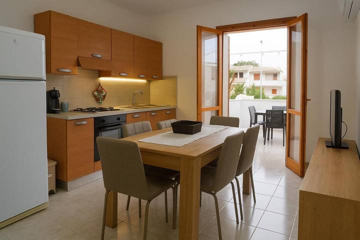 Casa vacanza per 4 persone, con panorama e giardino in Torre Saracena