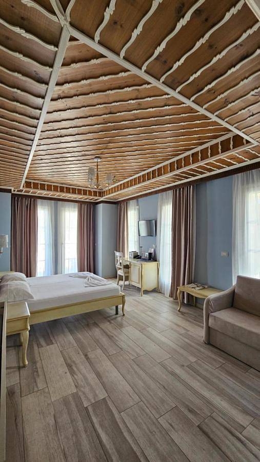 Hotel Sarajet e Pashait 2 in Dhërmi, Himarë