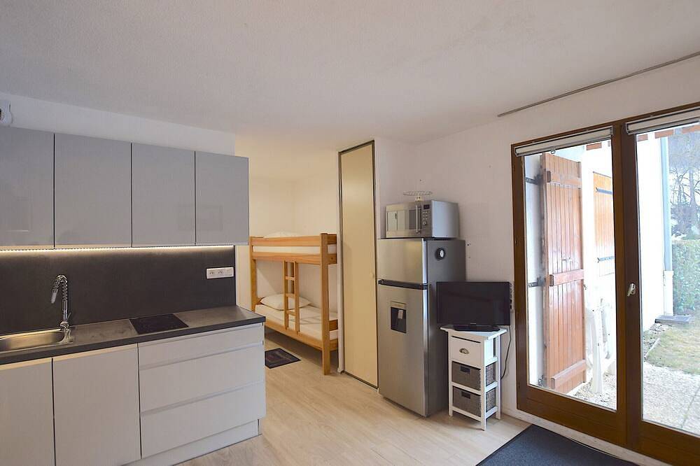 Apartamento entero, Apartamento acogedor cerca de pistas y senderos, admite mascotas in Bernex, Thonon-les-Bains region