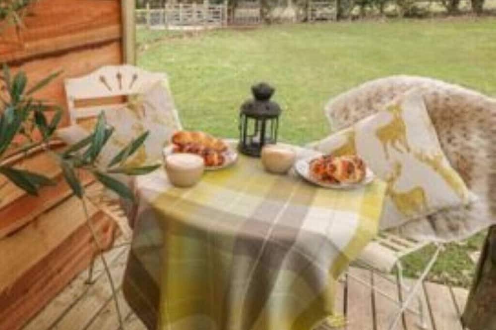 Bramley Orchard Glamping in Hayton, Nottinghamshire