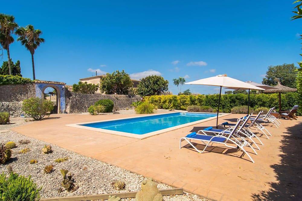 Bonita casa en Montuiri con piscina privada, puede ser interior o exterior. in Montuiri, Interior de Mallorca