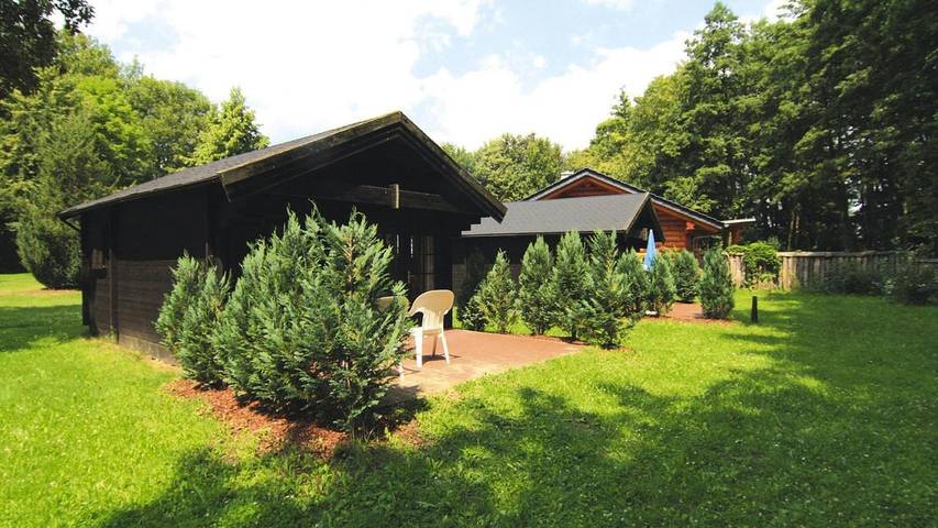 Ferienhaus für 2 Personen, mit Sauna und Seeblick sowie Terrasse, mit Haustier in Templin