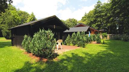 Ferienhaus für 2 Personen, mit Terrasse und Sauna sowie Seeblick, mit Haustier in Uckermark