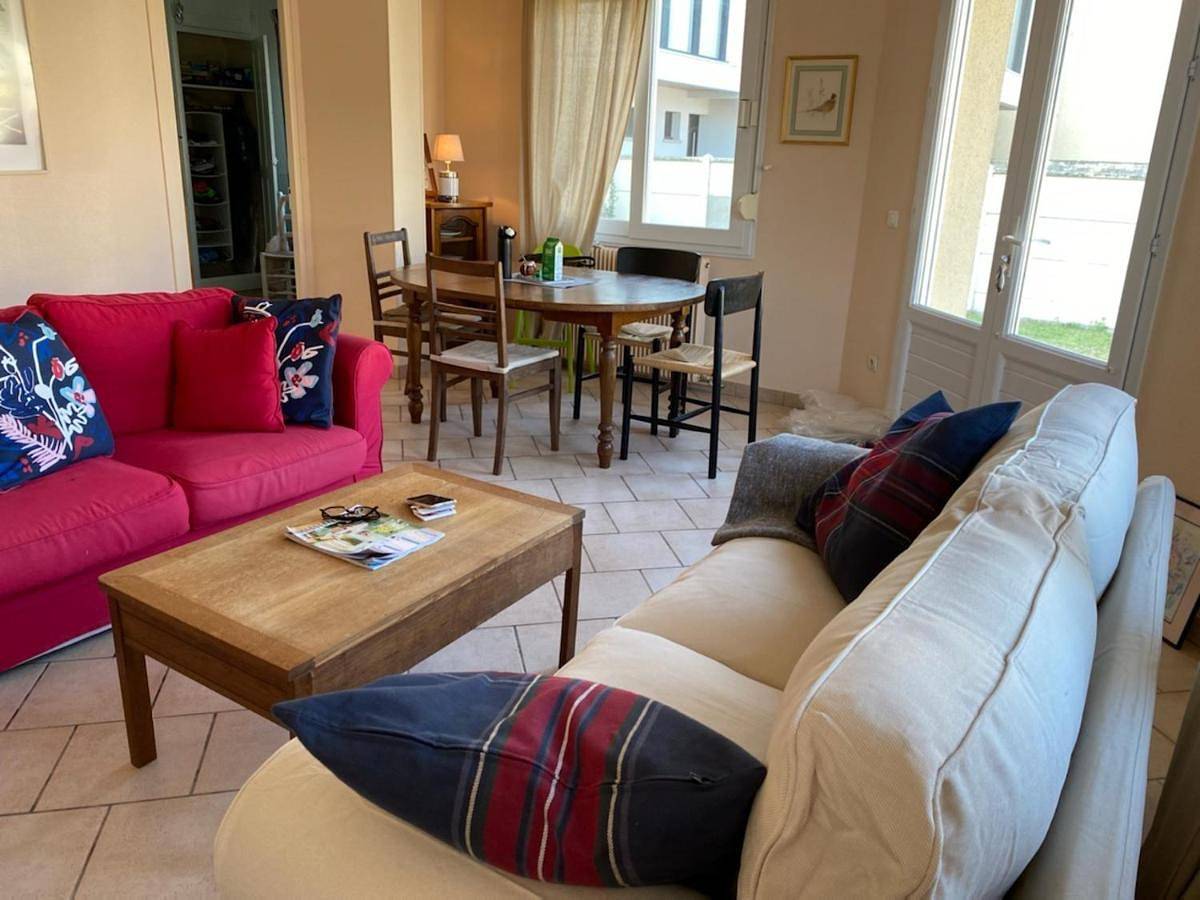 La plage au bout du jardin / Sword Beach cottage in Hermanville-sur-Mer, Région de Caen