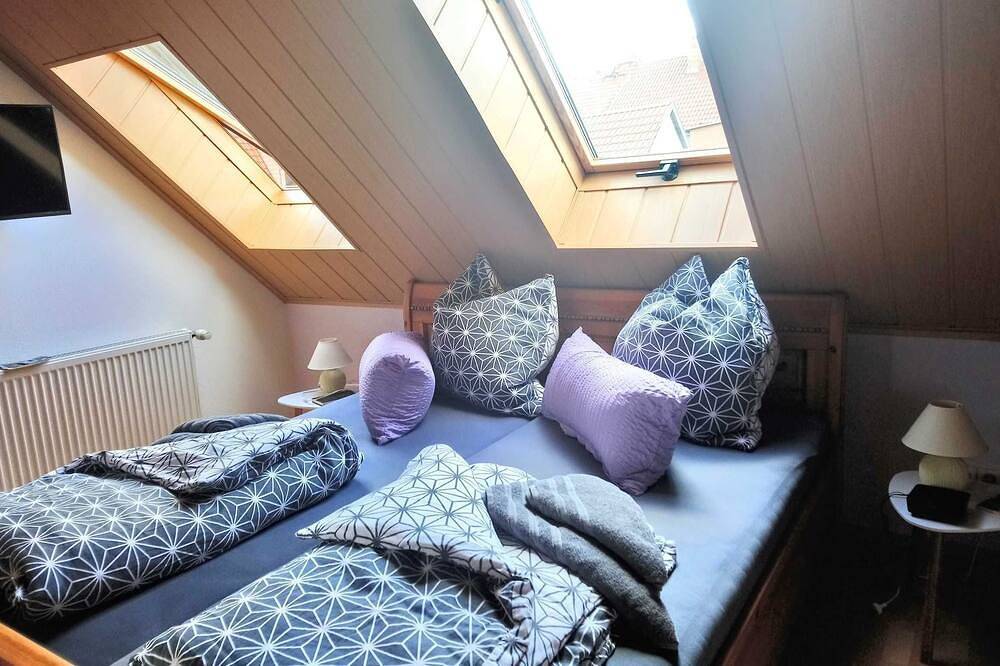 Ganze Wohnung, Tetjes Horstel - Ferienwohnung mit Balkon - Tetjes Horstel - Ferienwohnung in Teterow, Mecklenburgische Seenplatte