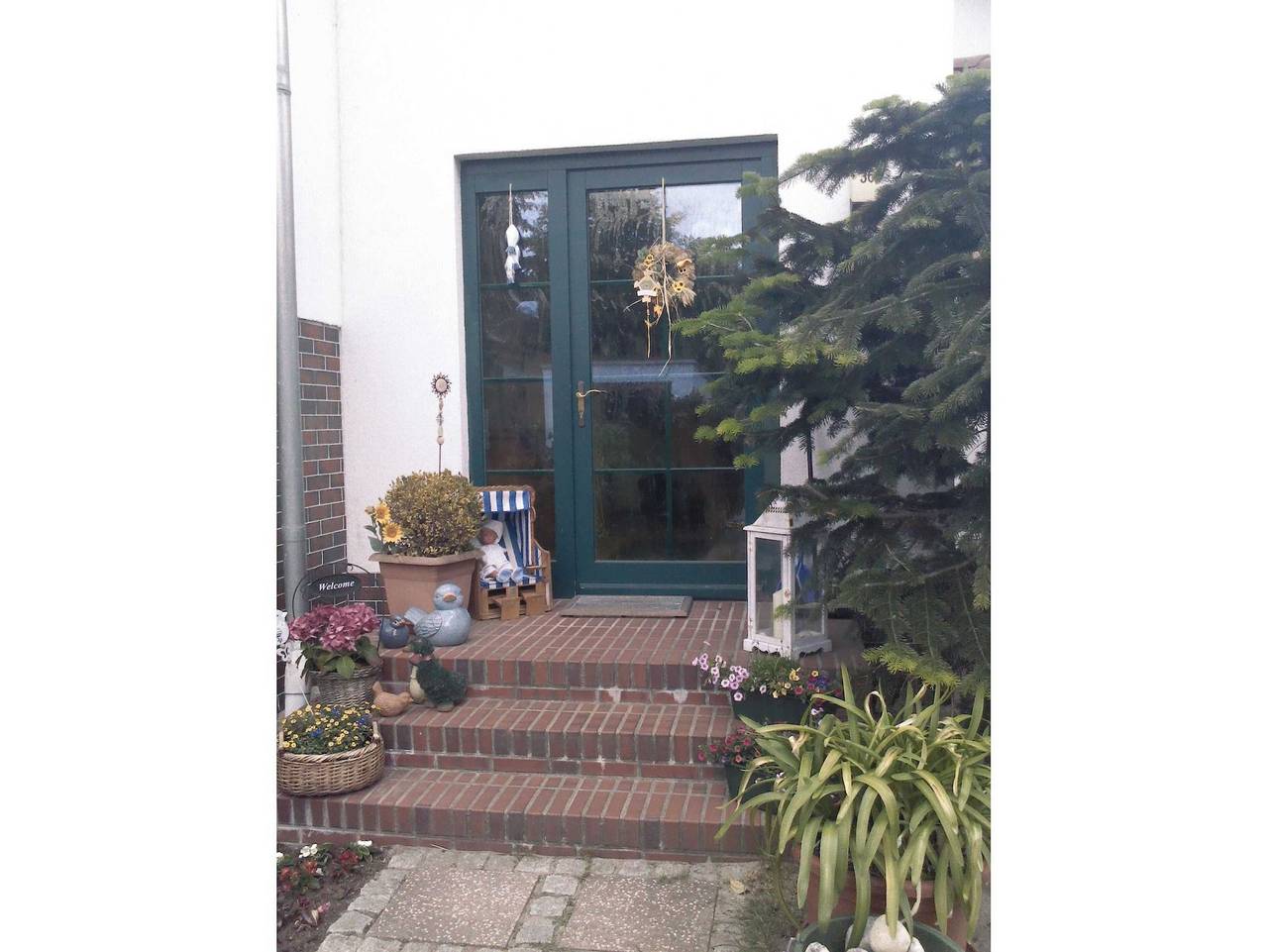 Ganze Ferienwohnung, Gästehaus Knuth ca. 10 Gehminuten von der Ostsee entfernt - kleines Doppelzimmer mit Balkon 4 in Zinnowitz, Usedomer Norden