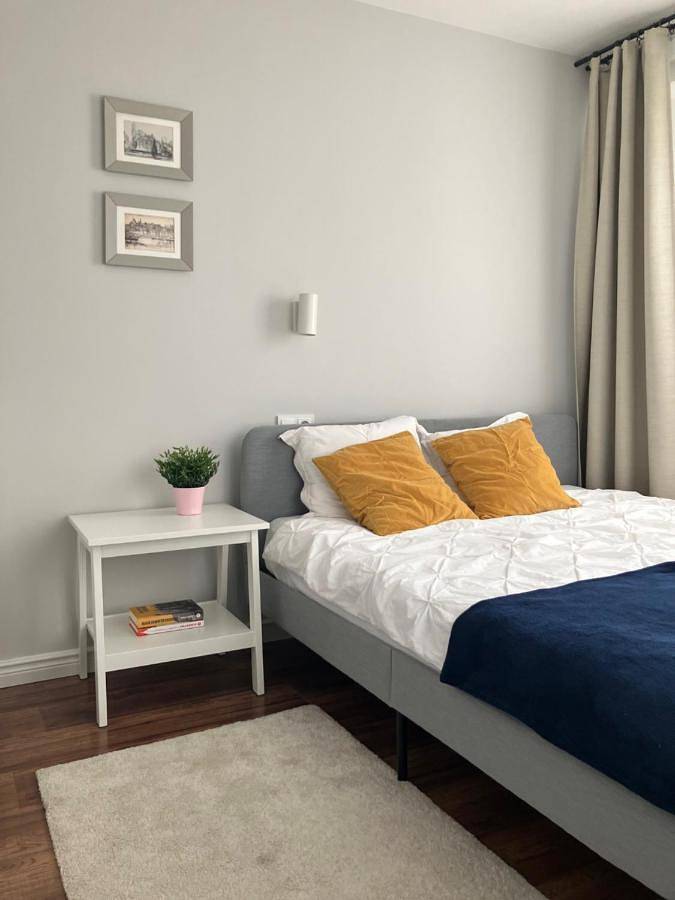 Apartament wakacyjny dla 4 osób, z widok i ogród oraz sauna w Serock