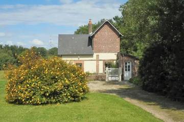 Location de vacances pour 4 personnes, avec terrasse et jardin à Étalondes