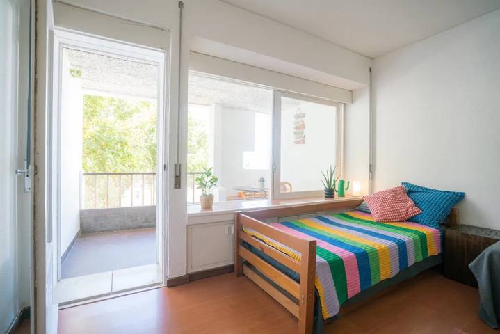 Ganze Wohnung, Ferienwohnung 'Carcavelos Praia' mit privater Terrasse, Balkon und Wlan in Carcavelos e Parede, Costa de Lisboa