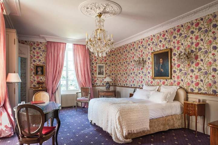 Hôtel pour 2 personnes, avec Terrasse et Jardin à Le Rheu