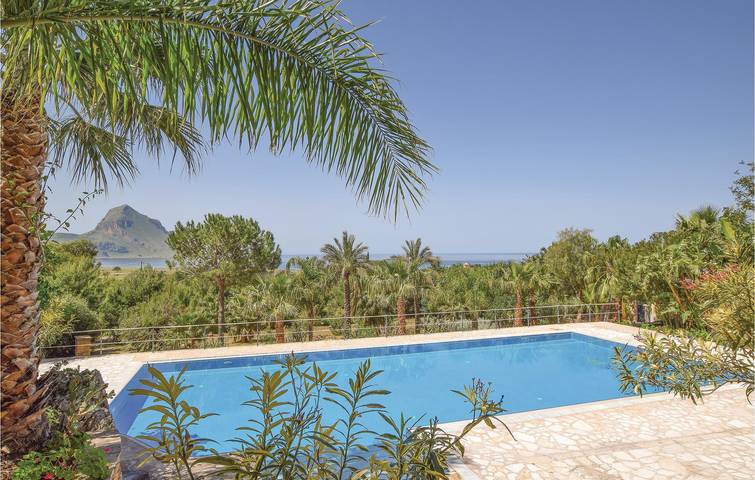Location de vacances pour 4 personnes, avec piscine et terrasse à San Vito Lo Capo - 2