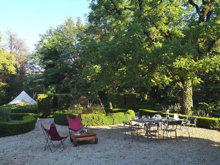 Chambre d’hôte pour 8 personnes, avec piscine ainsi que jardin et vue dans le Tarn - 4