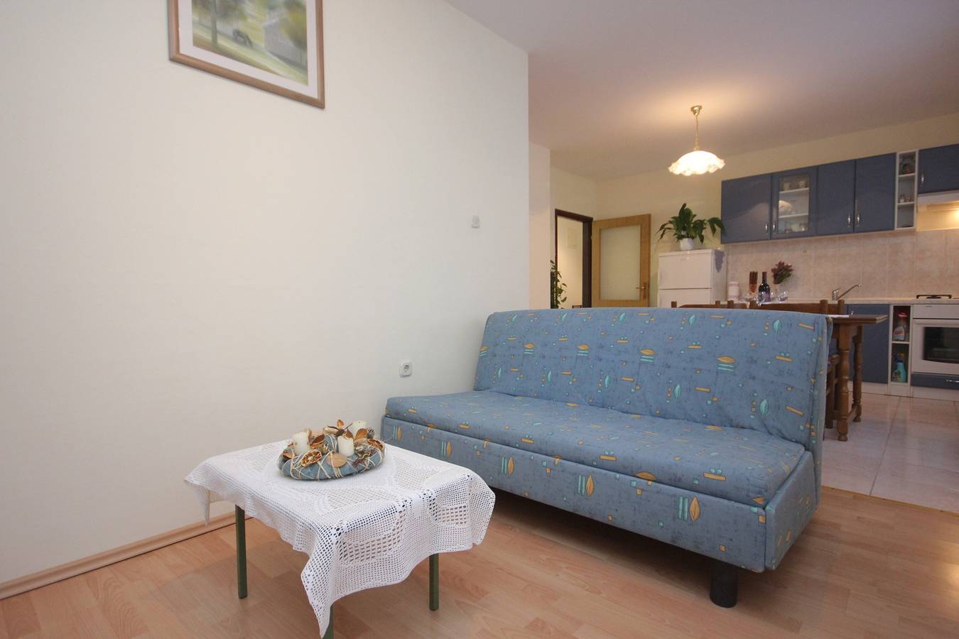 Hel lägenhet, Ettrumslägenhet vid stranden Vis A-2459-a in Vis Town, Split-Dalmatia guovlu