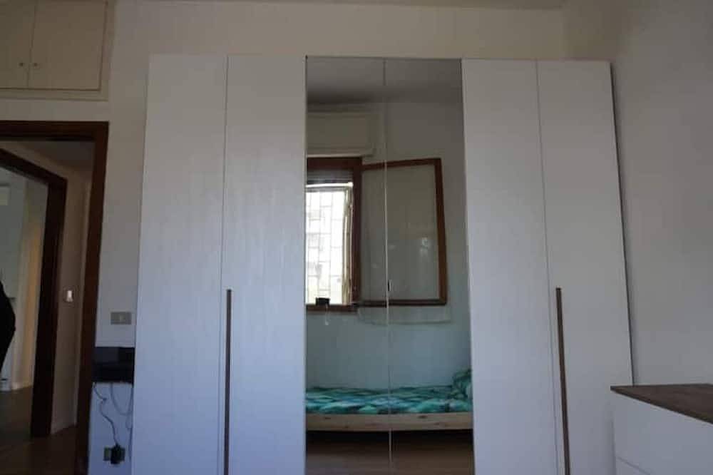 Entire apartment, Smile House in Santa Marinella, Rome Province