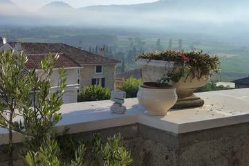 Location de vacances pour 6 personnes, avec jardin et balcon à Sablet