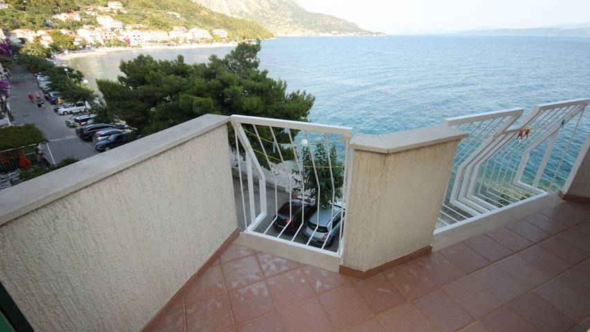 Apartament wakacyjny dla 4 osób, z taras w Podgora