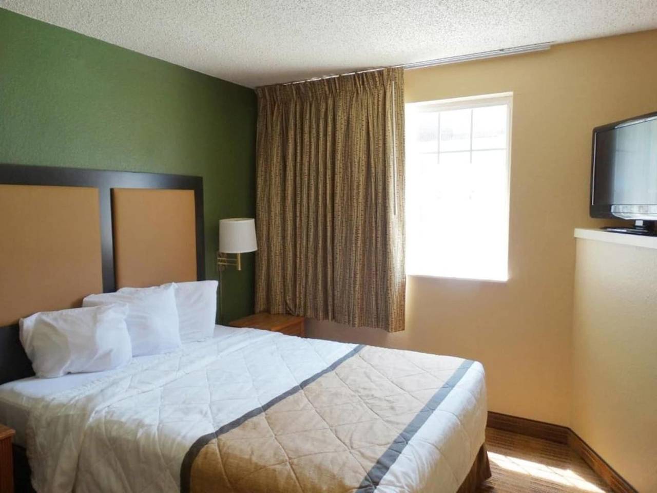 Apartamento entero, 1 Cama King | Accesible Para Personas Con Discapacidad Auditiva, Cocina in Municipio de East Whiteland (condado de Chester, Pensilvania), Condado de Chester