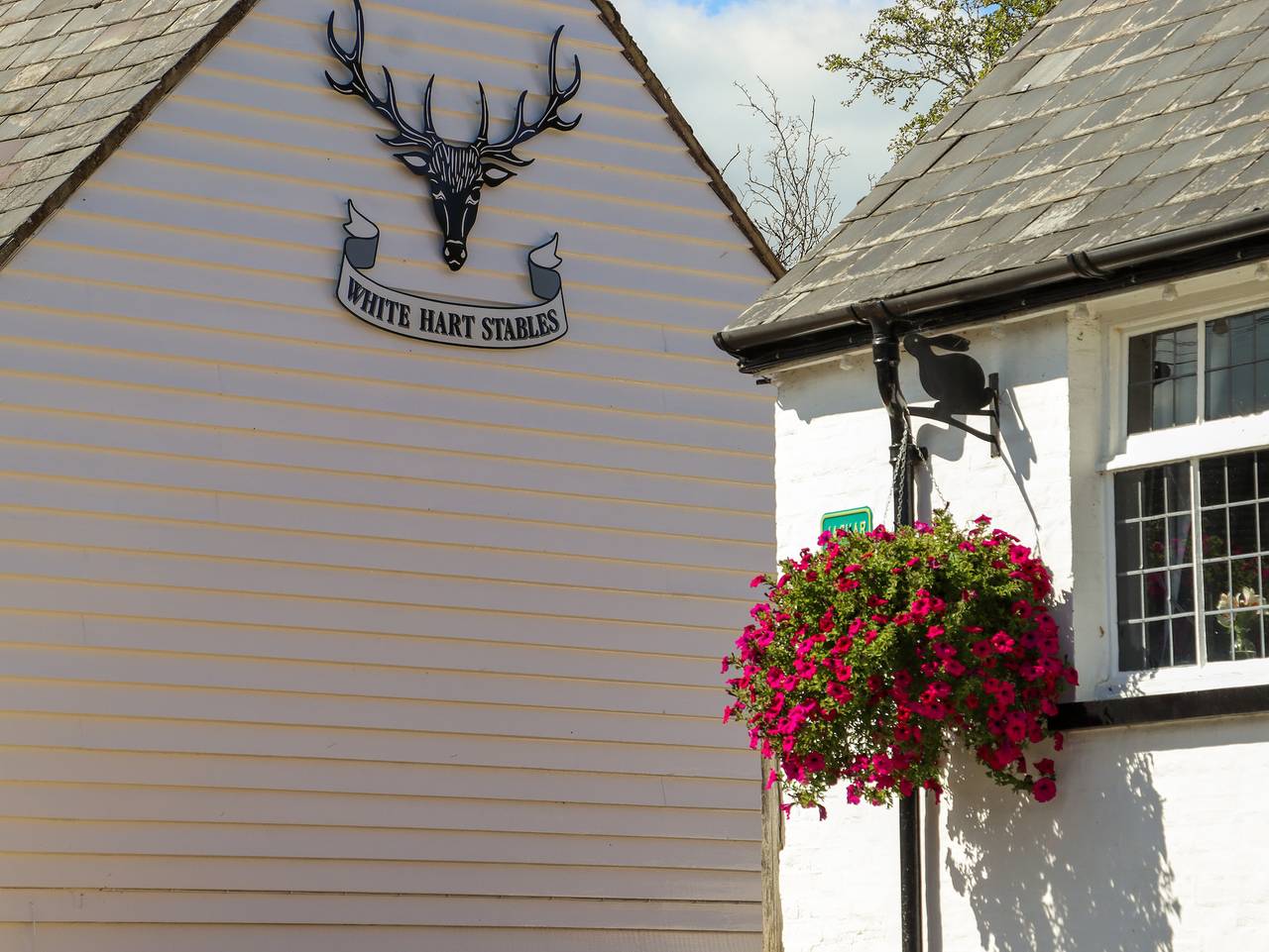 White Hart Stables in Catsfield, Sussex Oriental