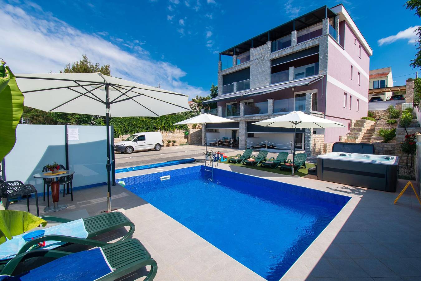 Ganze Wohnung, Apartments Villa As Jezera in Tisno, Murter