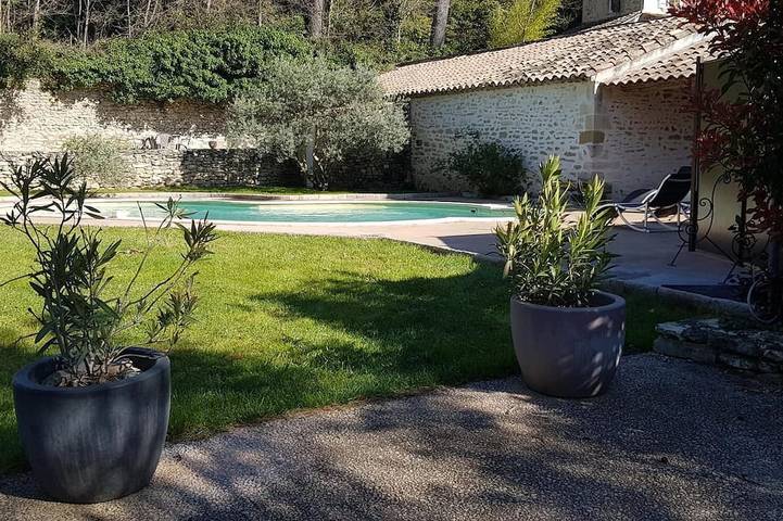 Ferienhaus für 6 Personen, mit Whirlpool und Garten sowie Pool - 1