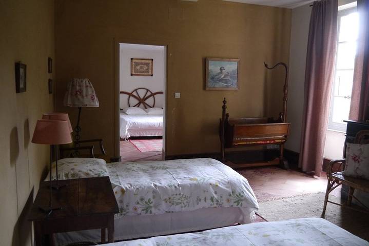 Chambre d’hôte pour 5 personnes, avec jardin et piscine dans l' Aude - 4