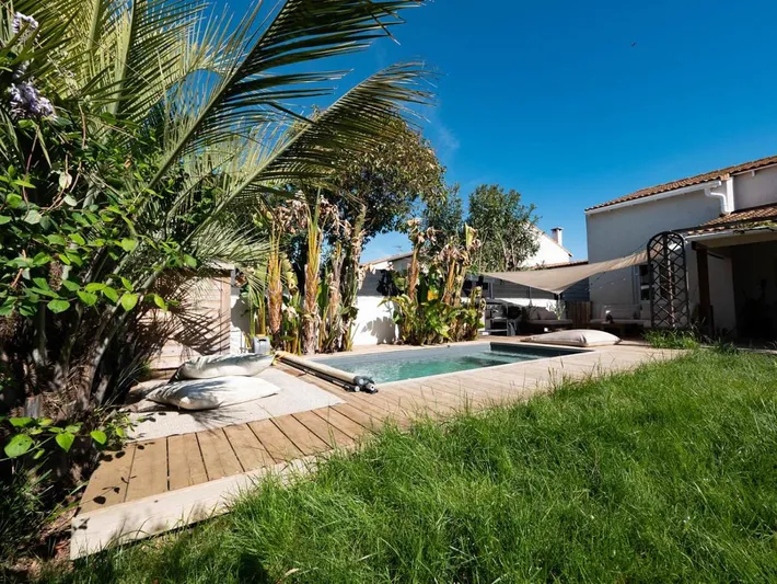 Villa für 7 Personen, mit Pool und Garten sowie Ausblick - 1