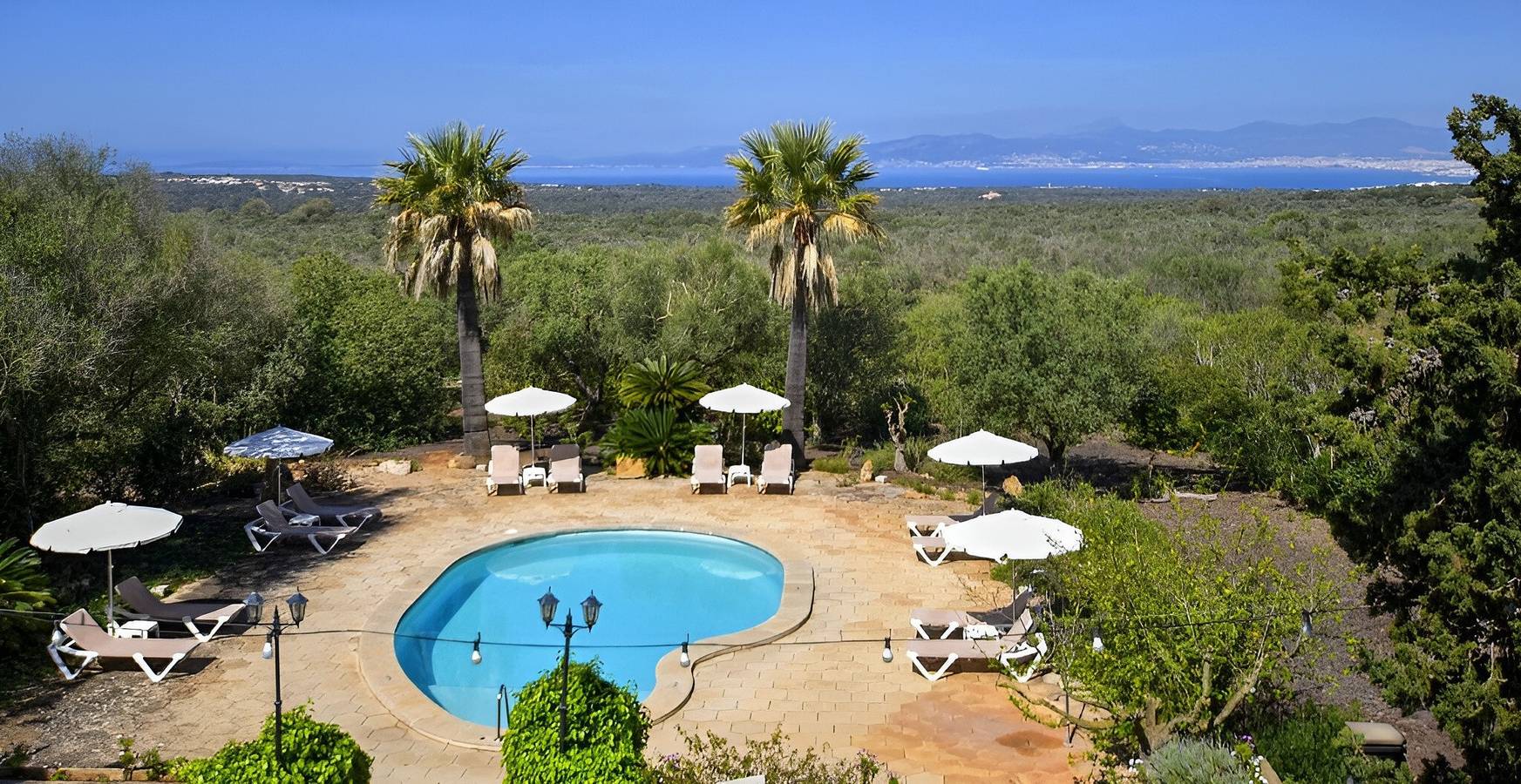 Villa 'Son Granada' mit Meerblick, privatem Pool und Wlan in Llucmajor, Mallorca Süden