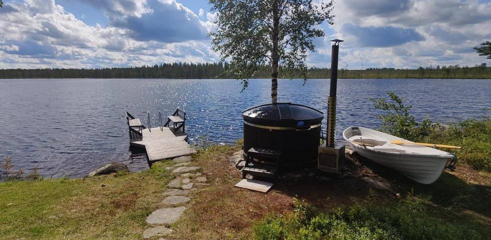 Chalet für 10 Personen, mit Seeblick und Garten sowie Sauna und Ausblick - 1