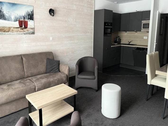 Ferienwohnung für 6 Personen, mit Balkon und Pool, kinderfreundlich - 1