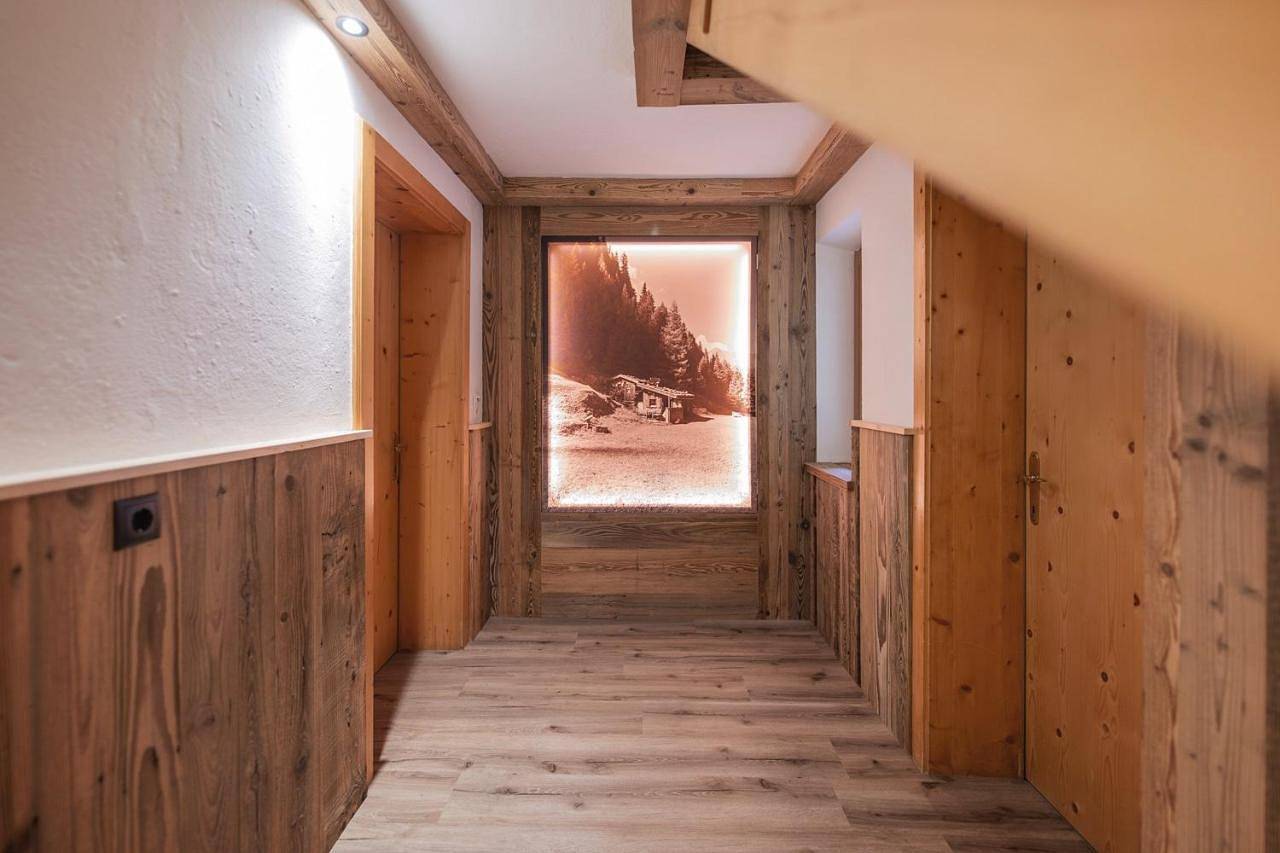 Four-Bedroom House with Balcony and Garden View in Stubaier Alpen, Neustift im Stubaital