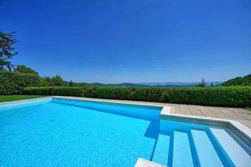 Villa for 4 People in Portole, Tuscany, Photo 2