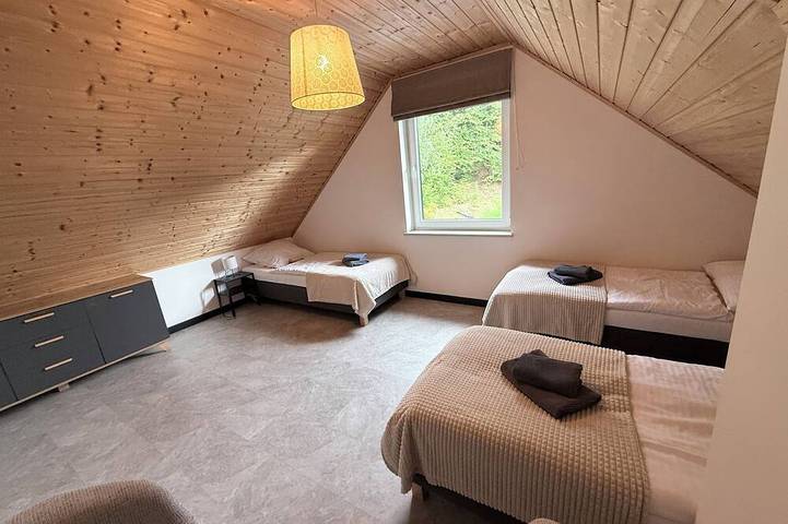 Przystań pod Witoszą – Private Holiday Home with Garden & Covered Terrace in Staniszów, Sudety (Polska)