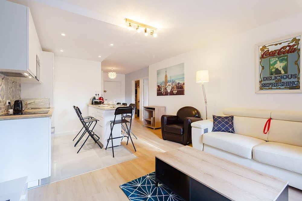 Appartement entier, ⭐ 2 chambres Terrasse Parking Toulouse Centre Gare in Minimes-Barrière de Paris (Toulouse), Toulouse