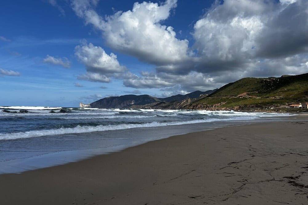 Appartamento intero, Appartamento per famiglie con cortile e ampio garage privato a 5 min dal mare in Gonnesa, Iglesiente