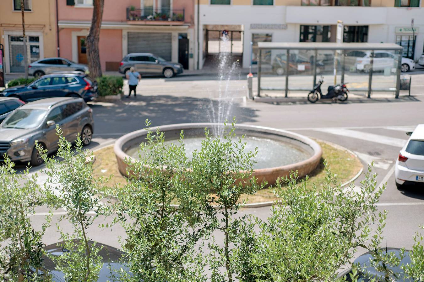 Ganze Wohnung, Ferienwohnung 'Sandrina' mit Balkon, Wi-Fi und Klimaanlage in Caprino Veronese, Gardasee-Berge